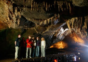 Geoparcks-Moses_Walk_MACaves